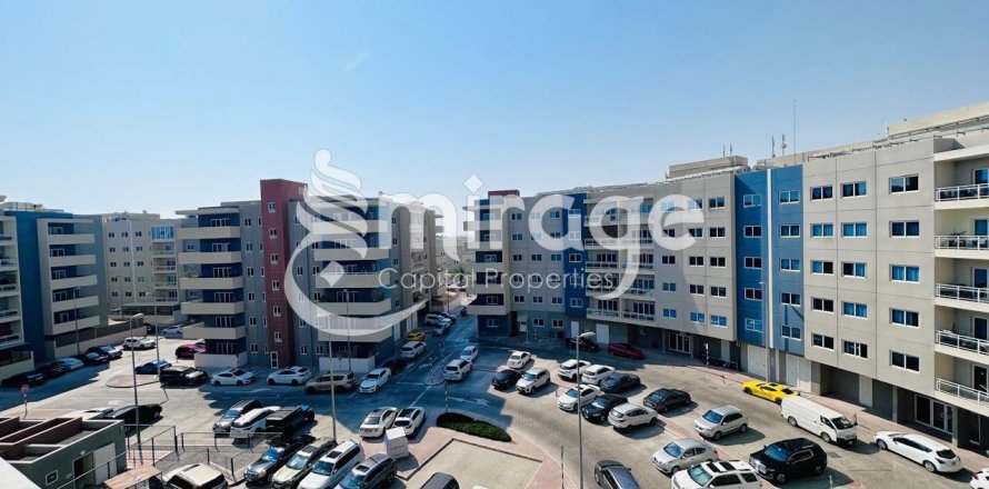 Byt v Al Reef, Abu Dhabi, SAE 2 ložnice, 141.4 m² Č.: 596923