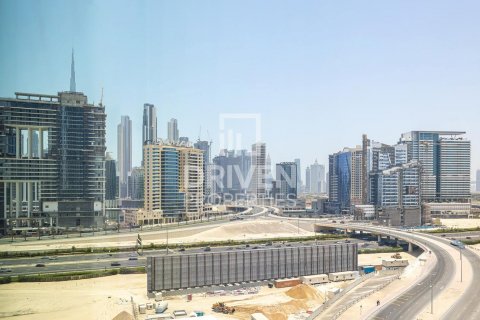 Apartment in Business Bay, Dubai, UAE 1 room, 45 sq.m. № 602152 - photo 17