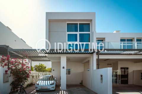 DAMAC Hills (Akoya by DAMAC), Dubai, UAE의 판매용 타운하우스 침실 3개, 199제곱미터 번호 600325 - 사진 1