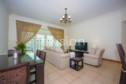 Apartamento en alquiler en Palm Jumeirah, Dubai, EAU 2 dormitorios, 144 m2 № 600314 - foto 2
