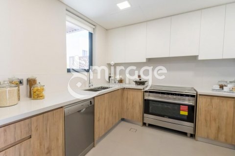 Vila na Yas Island, Abu Dhabi, SAE 4 ložnice, 209.5 m² Č.: 550676 - fotografie 8