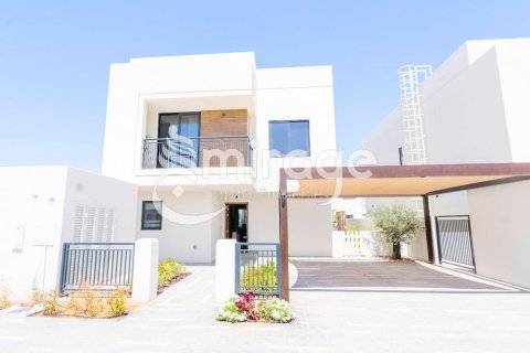 Vila na Yas Island, Abu Dhabi, SAE 4 ložnice, 209.5 m² Č.: 550676 - fotografie 1