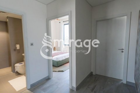 Vila na Yas Island, Abu Dhabi, SAE 4 ložnice, 209.5 m² Č.: 550676 - fotografie 4