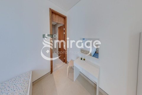 Villa in Abu Dhabi, UAE 6 bedrooms, 811 sq.m. № 596911 - photo 9