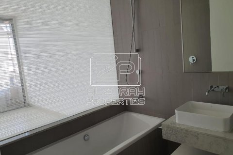 Apartment in Al Zorah, Ajman, UAE 1 bedroom, 91.5 sq.m. № 591656 - photo 5