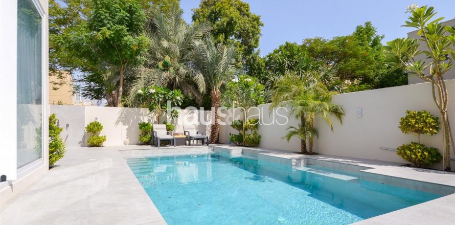 Villa itt: Meadows, Dubai, EAE, 5 hálószoba, 320 m², azonosító: 625263