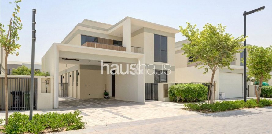 Vilë në Tilal Al Ghaf, Dubai, Emiratet e Bashkuara Arabe 4 dhoma gjumi, 361 m2. № 625490