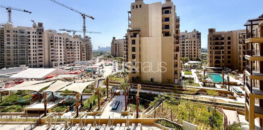 Byt v Umm Suqeim, Dubai, SAE 3 ložnice, 179 m² Č.: 625487