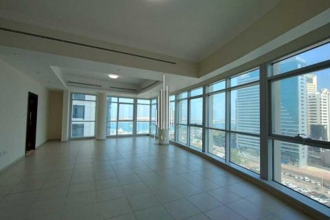 Byt v Corniche Road, Abu Dhabi, SAE 4 ložnice, 241.5 m² Č.: 572840 - fotografie 1