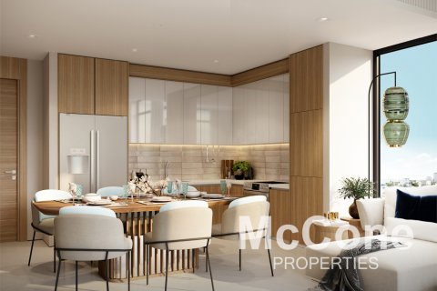Apartment in Mina Rashid, Dubai, UAE 2 bedrooms, 107.12 sq.m. № 586885 - photo 2