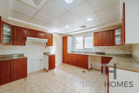 Villa itt: Meadows, Dubai, EAE, 4 hálószoba, 332 m², azonosító: 586558 - fénykép 3