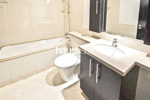 Apartment in The Views, Dubai, UAE 2 bedrooms, 137 sq.m. № 625380 - photo 10