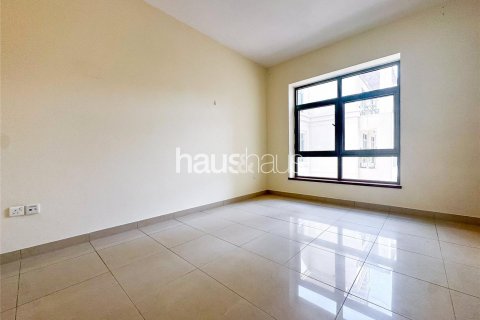 Apartment in The Views, Dubai, UAE 2 bedrooms, 122 sq.m. № 625383 - photo 11