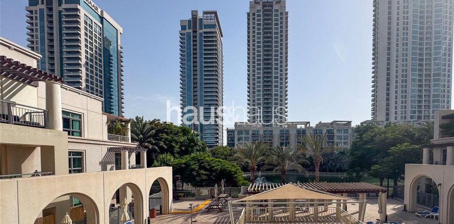 Apartment in The Views, Dubai, UAE 2 bedrooms, 122 sq.m. № 625383