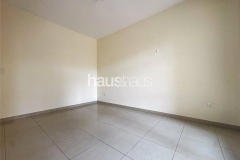 Apartment in The Views, Dubai, UAE 2 bedrooms, 122 sq.m. № 625383 - photo 10