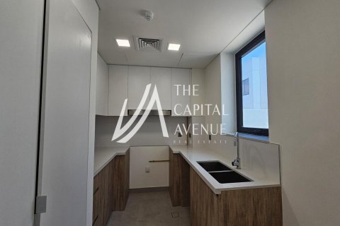 Casa urbana para arrendamento em Yas Island, Abu Dhabi, EAU 3 quartos, 166 m2 № 605103 - foto 9