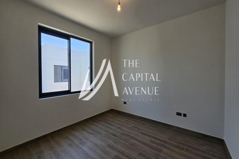 Casa urbana para arrendamento em Yas Island, Abu Dhabi, EAU 3 quartos, 166 m2 № 605103 - foto 2