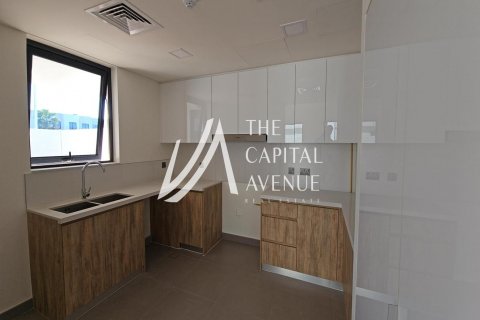 Vila na Yas Island, Abu Dhabi, SAE 3 ložnice, 443 m² Č.: 605112 - fotografie 16