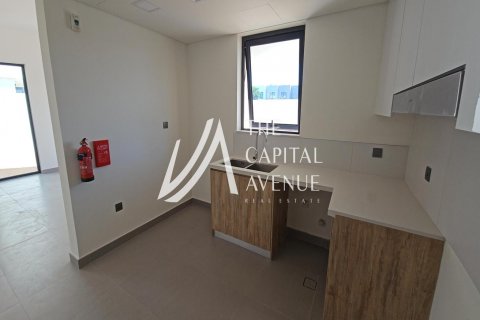 Vila na Yas Island, Abu Dhabi, SAE 3 ložnice, 443 m² Č.: 605112 - fotografie 17