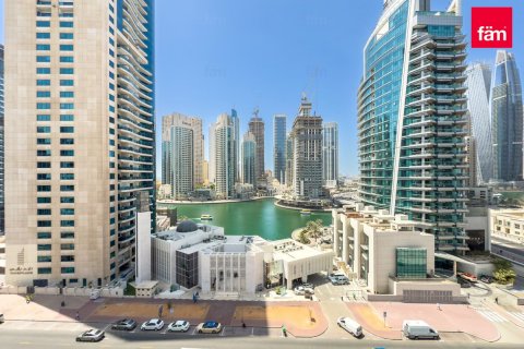 Apartment in Dubai Marina, UAE 3 bedrooms, 188.8 sq.m. № 596201 - photo 24