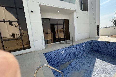 Vila na Yas Island, Abu Dhabi, SAE 4 ložnice, 371.6 m² Č.: 605504 - fotografie 20