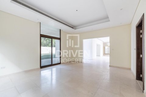 Vila v Meydan, Dubai, SAE 5 spální, 604 m2 č. 603447 - Fotografia 3