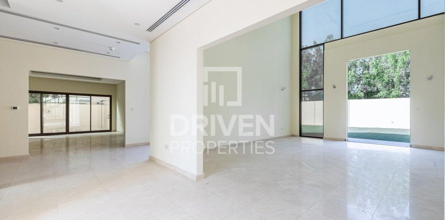 Vila v Meydan, Dubai, SAE 5 spální, 604 m2 č. 603447