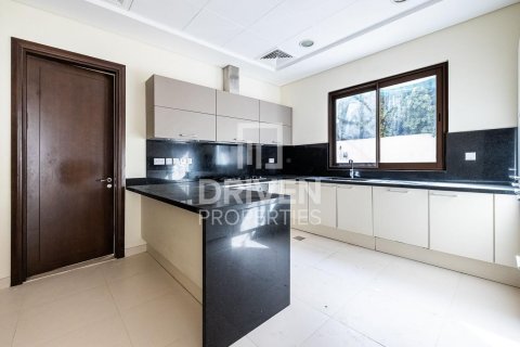 Vila v Meydan, Dubai, SAE 5 spální, 604 m2 č. 603447 - Fotografia 14