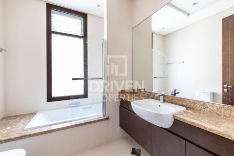 Vila v Meydan, Dubai, SAE 5 spální, 604 m2 č. 603447 - Fotografia 15