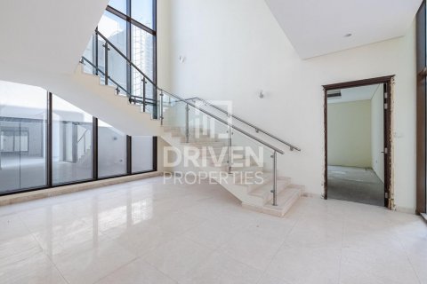 Vila v Meydan, Dubai, SAE 5 spální, 604 m2 č. 603447 - Fotografia 12