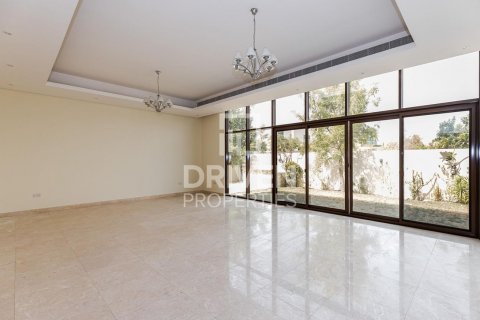 Villa sa Meydan, Dubai, UAE 5 silid-tulugan, 961 sq.m. № 603448 - larawan 9