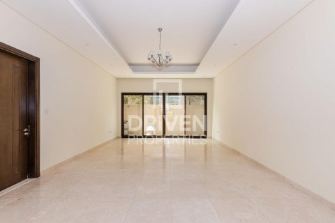 Villa sa Meydan, Dubai, UAE 5 silid-tulugan, 961 sq.m. № 603448 - larawan 5