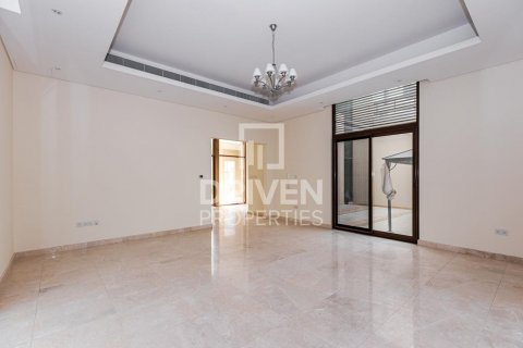 Villa sa Meydan, Dubai, UAE 5 silid-tulugan, 961 sq.m. № 603448 - larawan 6