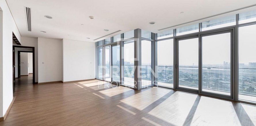 Apartament në DIFC, Dubai, Emiratet e Bashkuara Arabe 2 dhoma gjumi, 172 m2. № 603450