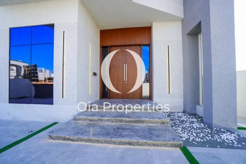 Vila na Yas Island, Abu Dhabi, SAE 4 ložnice, 510 m² Č.: 628737 - fotografie 2