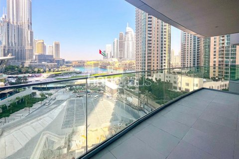Appartamento in affitto a Downtown Dubai (Downtown Burj Dubai), Dubai, EAU 3 camere da letto, 237 mq. № 626920 - foto 12
