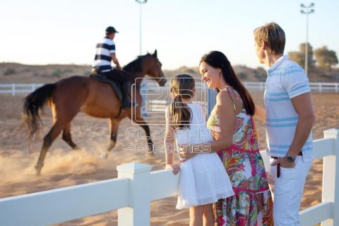 Vilë në Al Zorah, Ajman, Emiratet e Bashkuara Arabe 5 dhoma gjumi, 681.7 m2. № 589186 - Foto 19