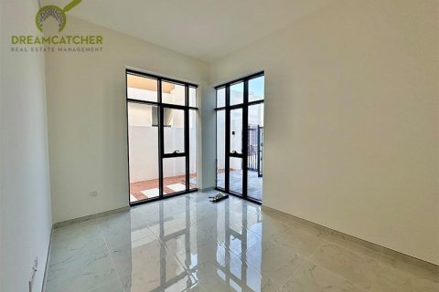 Villa in Mina Al Arab, Ras Al Khaimah, UAE 4 bedrooms, 354.8 sq.m. № 588508 - photo 11