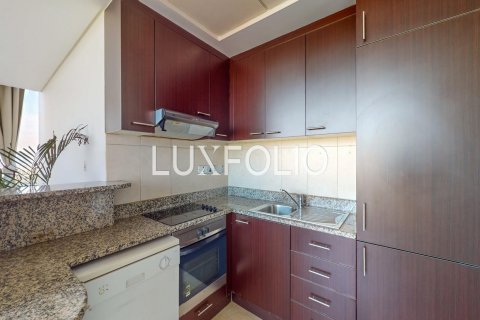 Apartmen di DIFC, Dubai, UAE 2 bilik tidur, 118 meter persegi № 628098 - foto 3