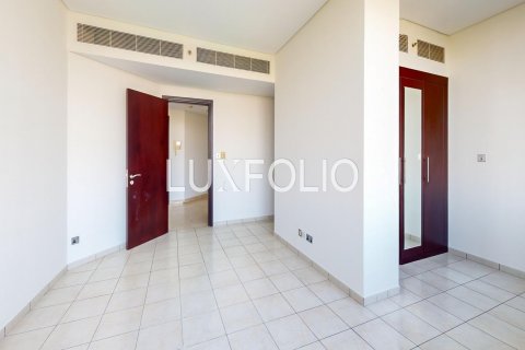Apartmen di DIFC, Dubai, UAE 2 bilik tidur, 118 meter persegi № 628098 - foto 18