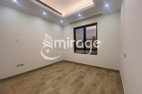 Vilë në Al Shamkha, Abu Dhabi, Emiratet e Bashkuara Arabe 5 dhoma gjumi, 510 m2. № 596792 - Foto 5