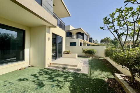 Vilë në Dubai Hills Estate, Emiratet e Bashkuara Arabe 5 dhoma gjumi, 254.1 m2. № 629736 - Foto 3