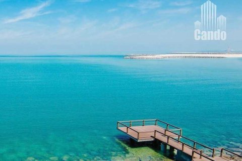Apartment in Al Marjan Island, Ras Al Khaimah, UAE 1 bedroom, 79 sq.m. № 599733 - photo 37