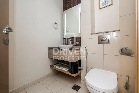 Apartment sa Business Bay, Dubai, UAE 3 silid-tulugan, 162 sq.m. № 601851 - larawan 17