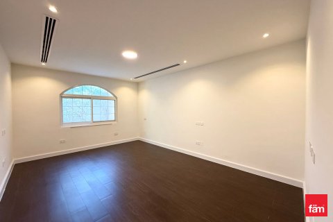 Villa til leje i Dubai, UAE 5 soveværelser, 953.9 kvm № 632841 - foto 4