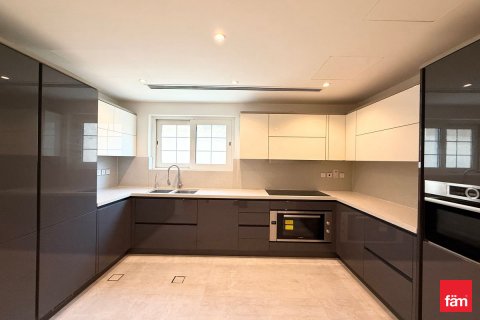 Villa til leje i Dubai, UAE 5 soveværelser, 953.9 kvm № 632841 - foto 11