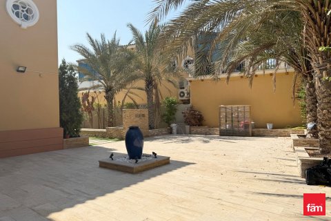 Villa til leje i Dubai, UAE 5 soveværelser, 953.9 kvm № 632841 - foto 23