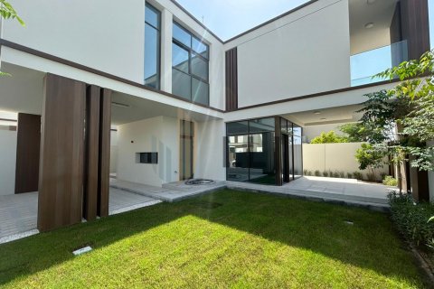 Townhouse sa Abu Dhabi, UAE 3 silid-tulugan, 228.5 sq.m. № 624140 - larawan 1