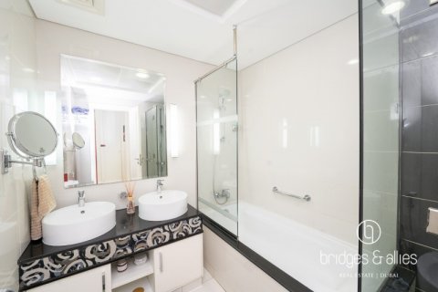 Üürile anda korter asukohaga Downtown Dubai (Downtown Burj Dubai), AÜE: 2 magamistoaga, 127.5 m² Nr 628473 - pilt 12