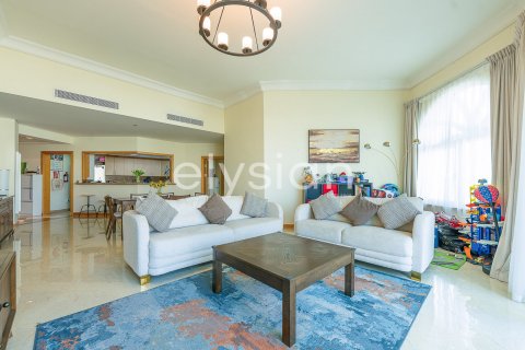 Appartement à louer à Palm Jumeirah, Dubai, EAU 3 chambres, 203 m2 № 600278 - photo 3